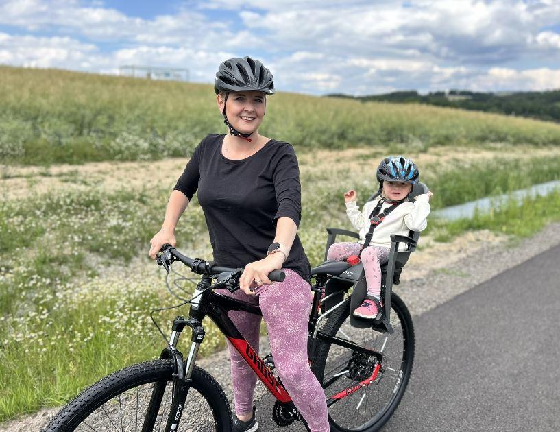 Bezpečné cestování s dětmi na kole