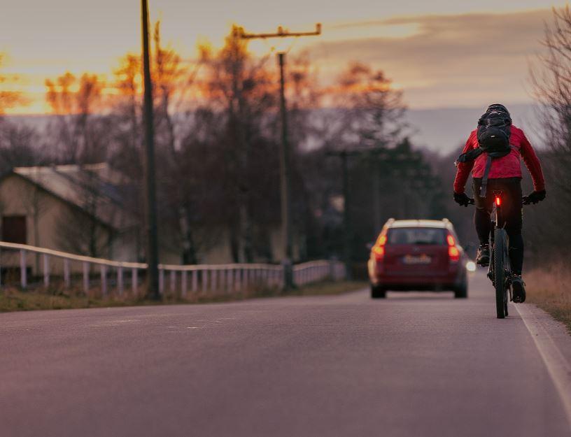 Cyklisté podzim nebalí: Buďte vidět, nebo zmizíte z cesty navždy!