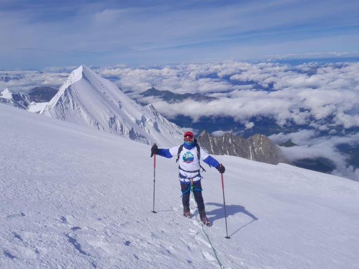Navzdory vzácné nemoci se Daniel pokusil zdolat Mont Blanc